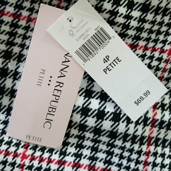 Banana Republic plaid skirt - Picture 4 of 6